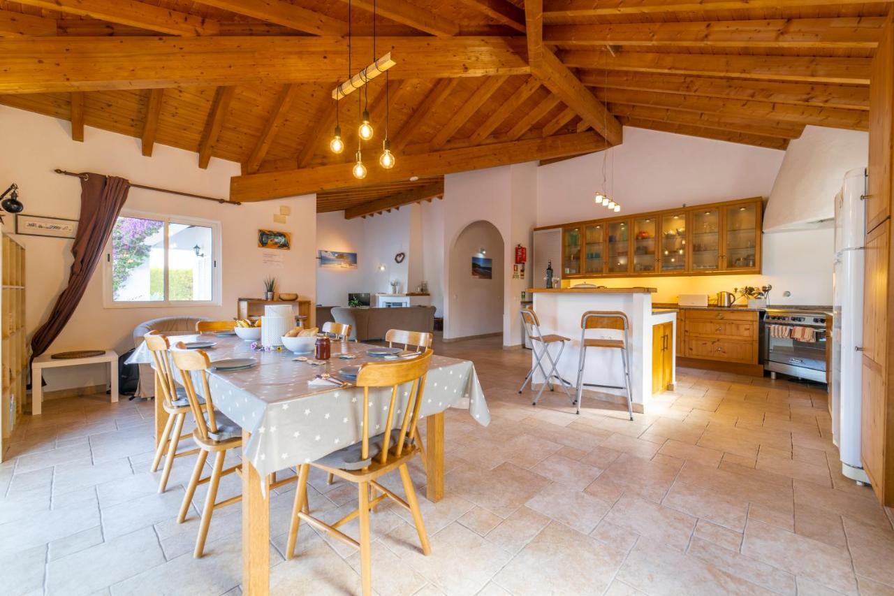 Casa Garrod - Spacious Family Villa アルジェズール エクステリア 写真